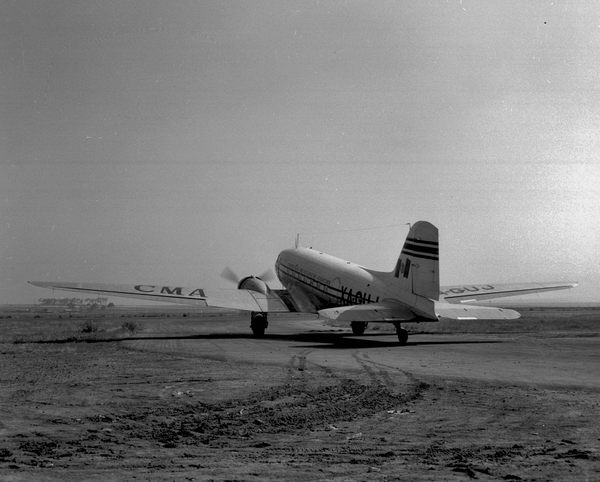 Mexicana de Aviacion S.A. Douglas DC-3/C-47A  XA-GUJ