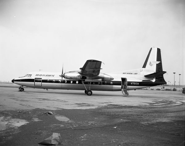 Mohawk Fairchild-Hiller FH-227  N7810M