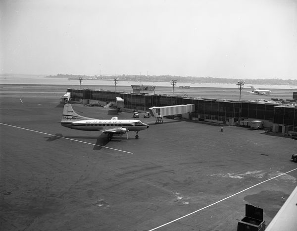 Mohawk Martin 404  N470M