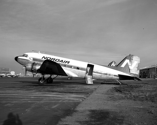Nordair Douglas DC-3/C-47B  CF-HGD