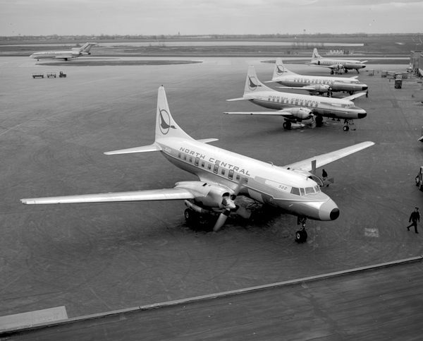 North Central Airlines Convair 580  N3429