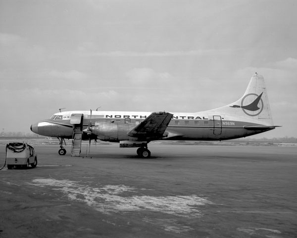 North Central Airlines Convair 580  N969N