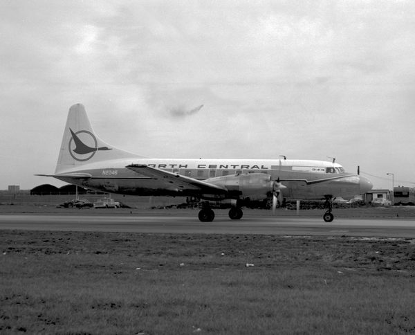 North Central Airlines Convair 580  N2046