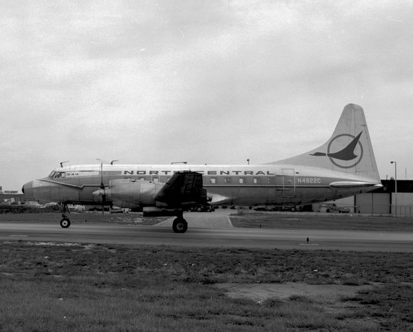North Central Airlines Convair 580  N4822C