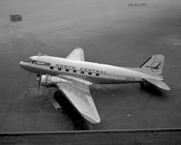 North Central Airlines Douglas DC-3/C-49K  N15748