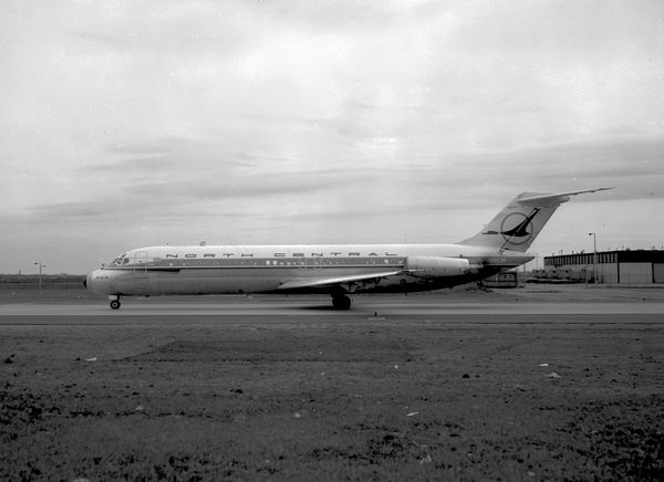 North Central Airlines Douglas DC-9-31  N953N