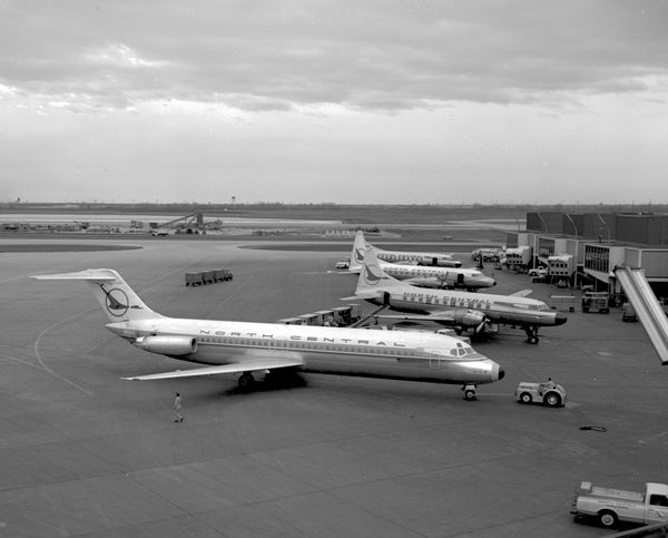 North Central Airlines Douglas DC-9-31  N954N