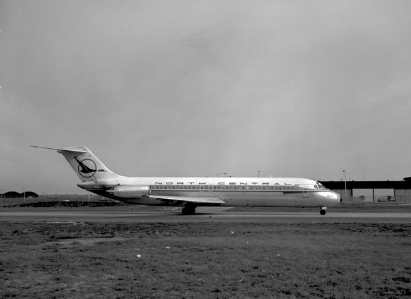 North Central Airlines Douglas DC-9-31  N960N