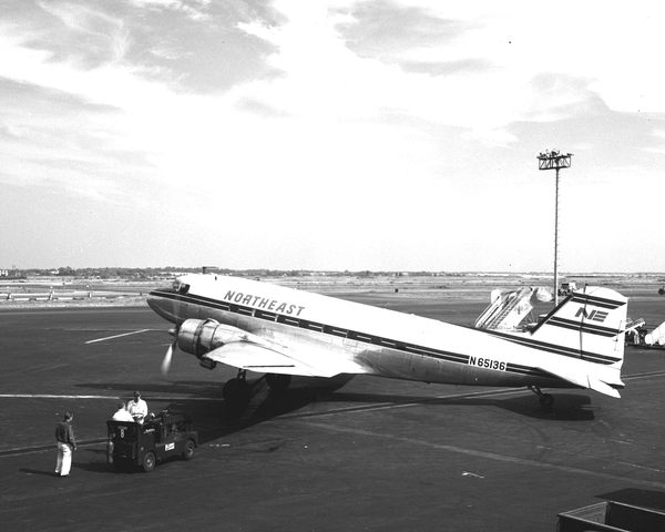Northeast Airlines Douglas DC-3/C-53  N45362