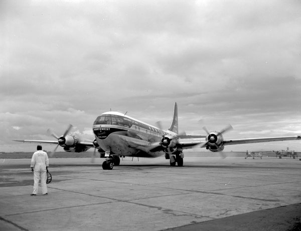 Northwest Orient Airlines Boeing 377-10-30 Stratocruiser N74602