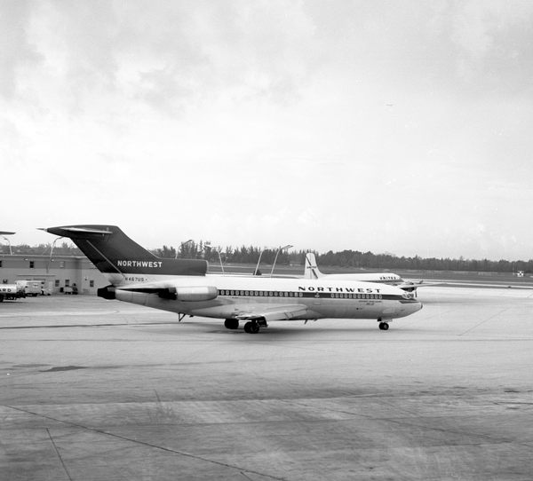 Northwest Orient Airlines Boeing 727-51  N467US