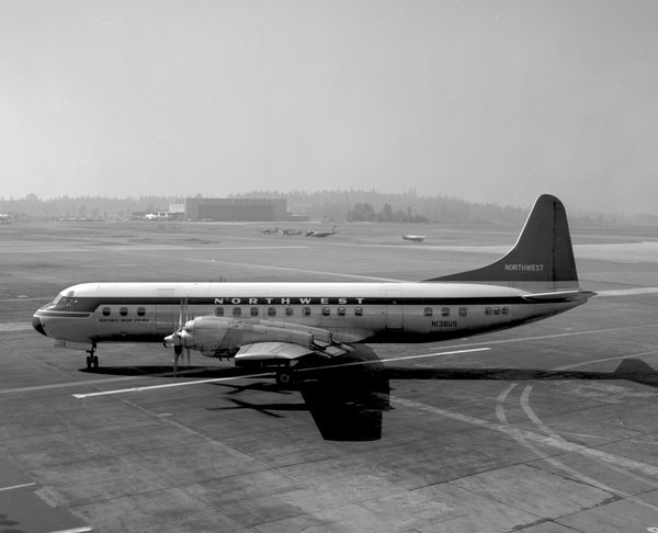 Northwest Orient Airlines Lockheed L-188C Electra N138US