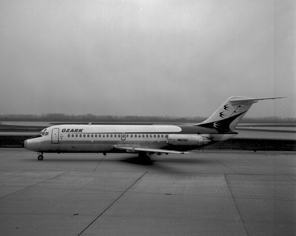 Ozark Air Lines Douglas DC-9-15  N970Z
