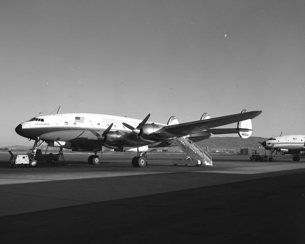 Paramount Airlines Lockheed L-049 Constellation N86504