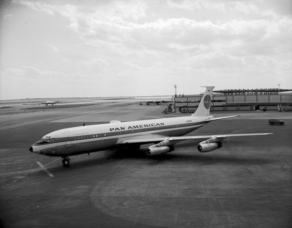 Pan American Boeing 707-121  N708PA