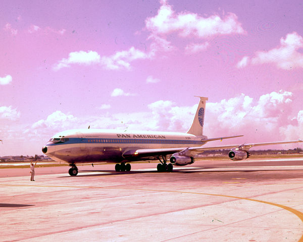 Pan American Boeing 707-121  N712PA