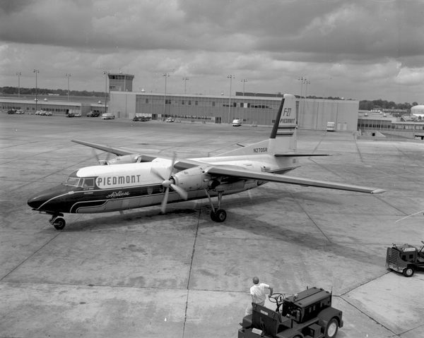 Piedmont Airlines Fairchild F-27  N2705R