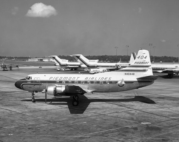 Piedmont Airlines Martin 404  N40448