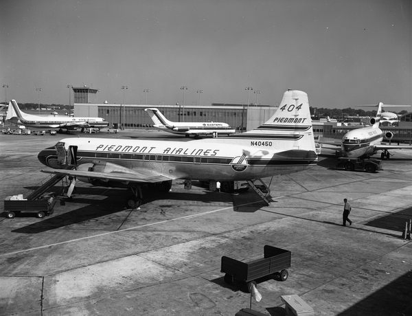 Piedmont Airlines Martin 404  N40450