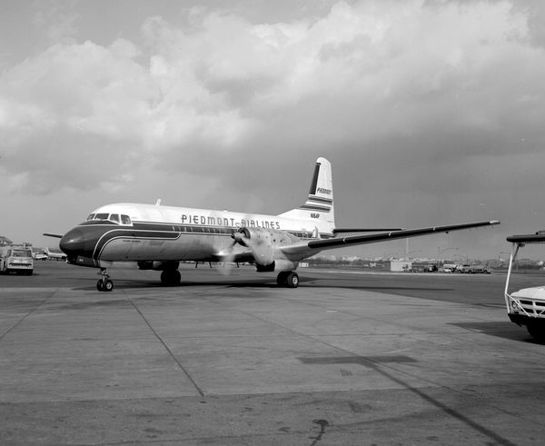 Piedmont Airlines NAMC YS-11A  N164P