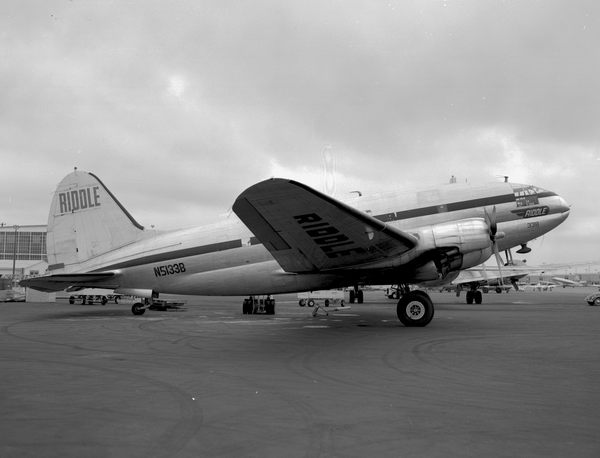Riddle Airlines , Inc Curtiss C-46 Commando N5133B
