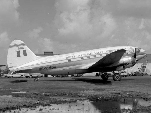 Rutas Internacionales Peruanos Curtiss C-46 Commando OB-R-606