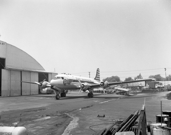 Slick Airways Douglas DC-4 Skymaster N30052