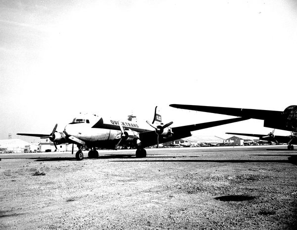 Slick Airways Douglas DC-4 Skymaster N88819