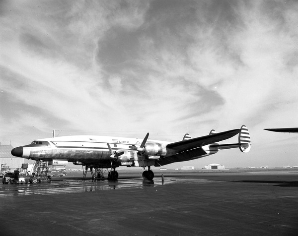 Slick Airways Lockheed L-1049H SuperConstellation N468C