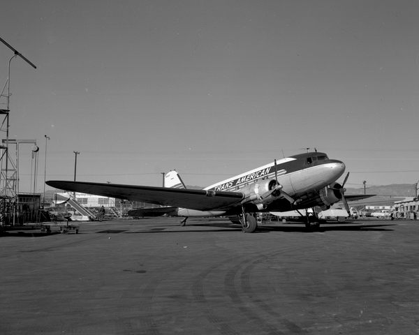 Trans American Airlines Douglas DC-3  N55297