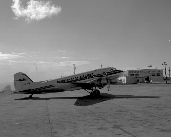 Trans Canada Airlines Douglas DC-3  CF-TDV