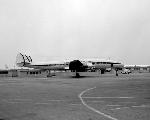 Trans International Lockheed L-1049H SuperConstellation N6924C