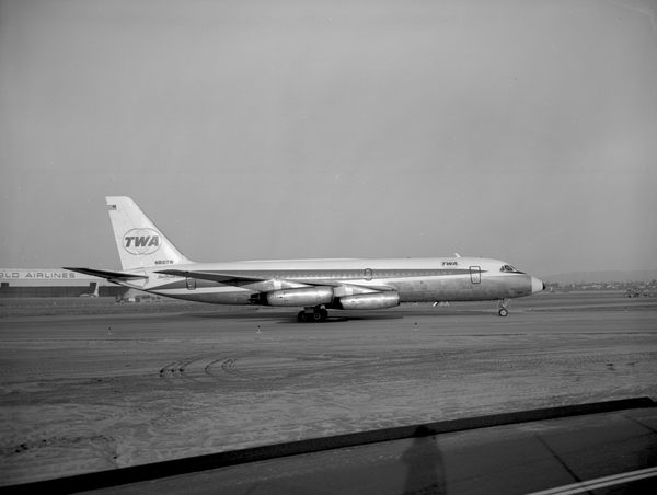Trans World Airlines (TWA) Convair CV-880  N810TW