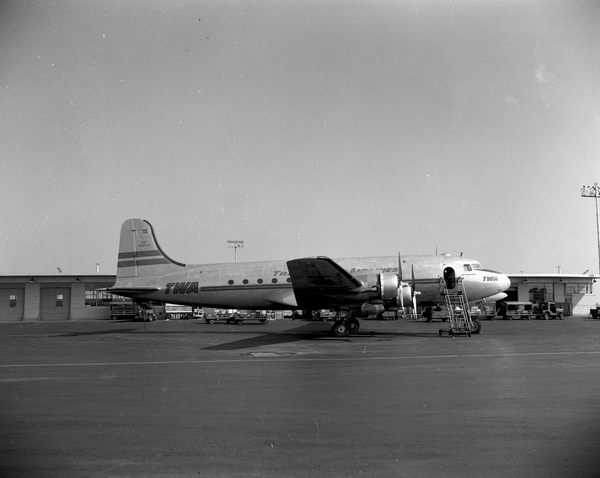 Trans World Airlines (TWA) Douglas DC-4 Skymaster N34537