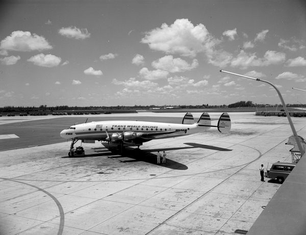 Trans World Airlines (TWA) Lockheed L-049 Constellation N86536