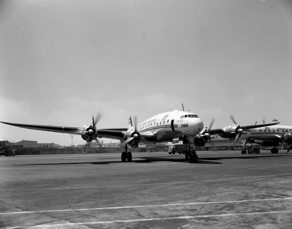 Trans World Airlines (TWA) Lockheed L-049 Constellation N90816