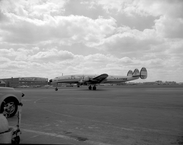 Trans World Airlines (TWA) Lockheed L-1049G Super Constellation N7117C