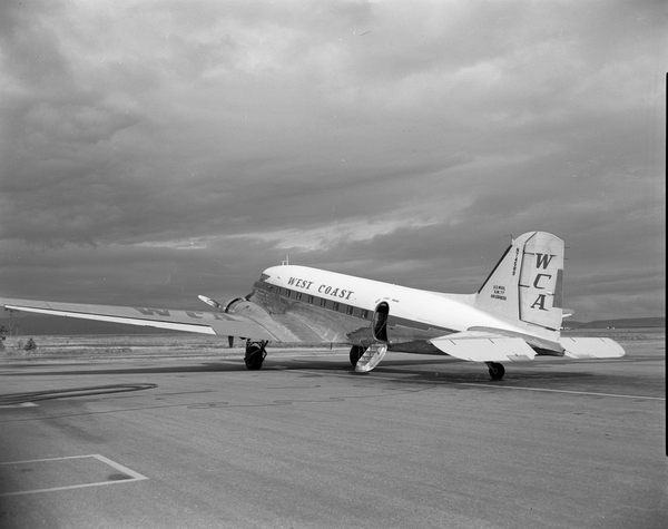 West Coast Airlines Douglas DC-3  N74589