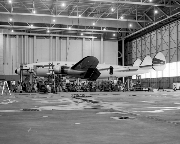 Western  Lockheed L-749A Constellation N1552V