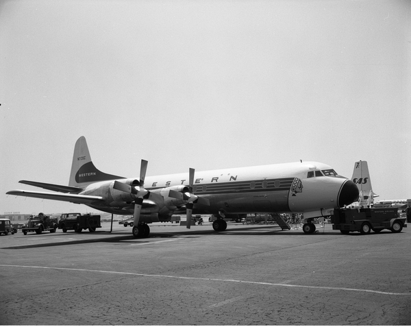 Western  Lockheed L-188 Electra N7135C