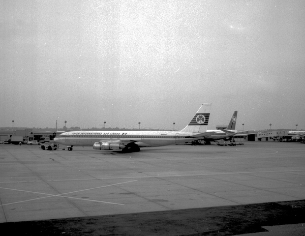 Aer Lingus Boeing 707-348C  EI-APG