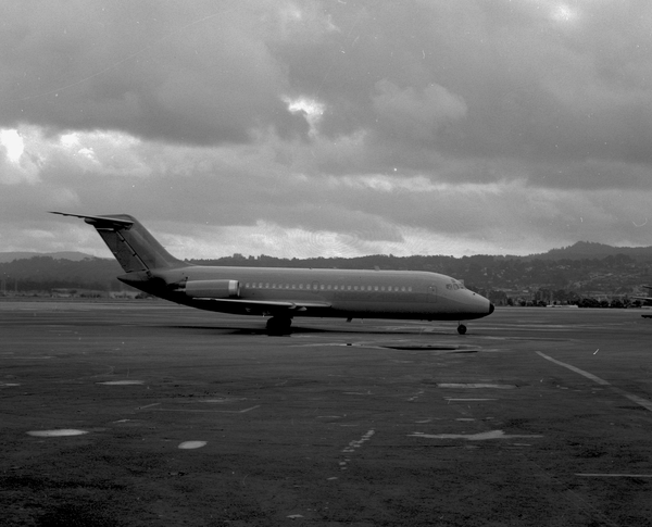 Air West Douglas DC-9-14  N9102