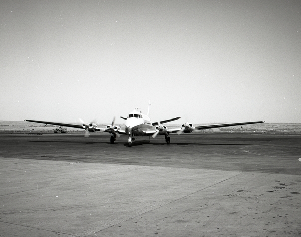 Apache Airlines De Havilland  DH-114 Heron  2B N1420Z