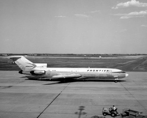 Frontier Airlines Boeing 727-291  N7276F