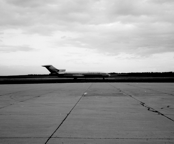 Frontier Airlines Boeing 727-291  N7276F