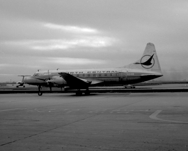 North Central Airlines Convair 580  N3418