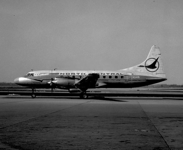 North Central Airlines Convair 580  N3418