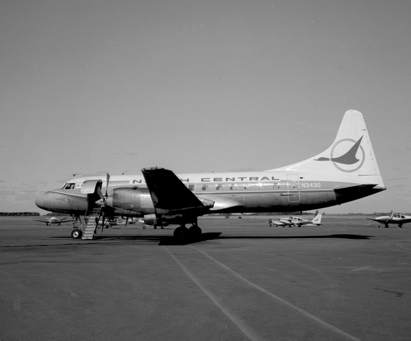 North Central Airlines Convair 580  N3430