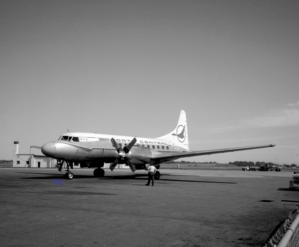 North Central Airlines Convair 580  N7517U