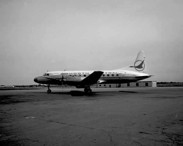 North Central Airlines Convair 580  N90852